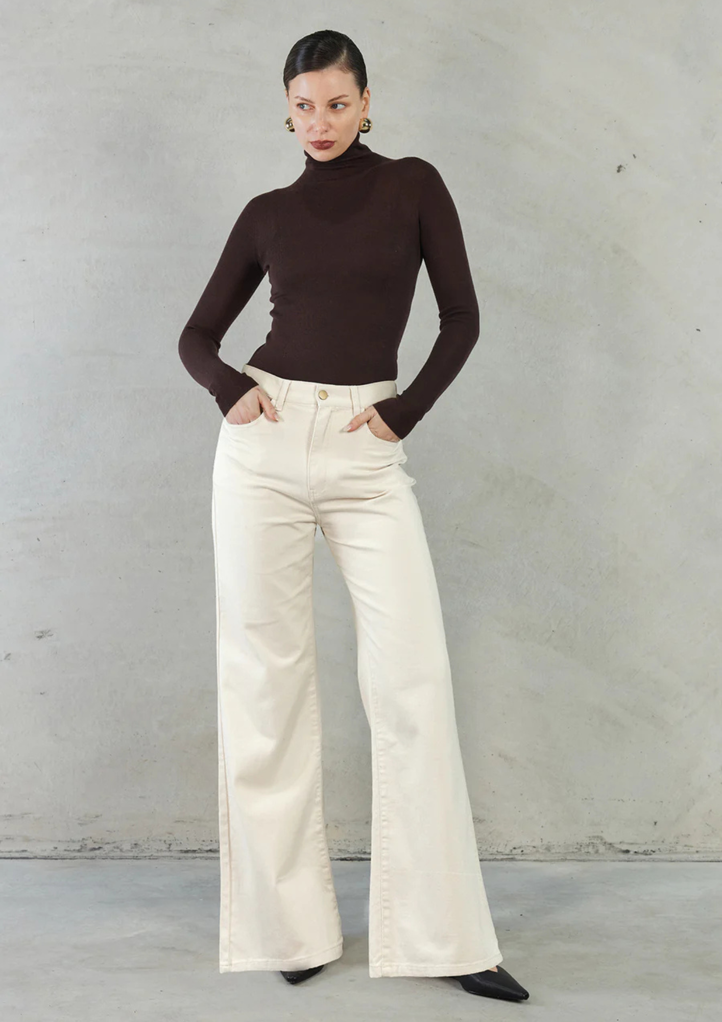 Sofia Irina - Isla Top - Chocolate Brown