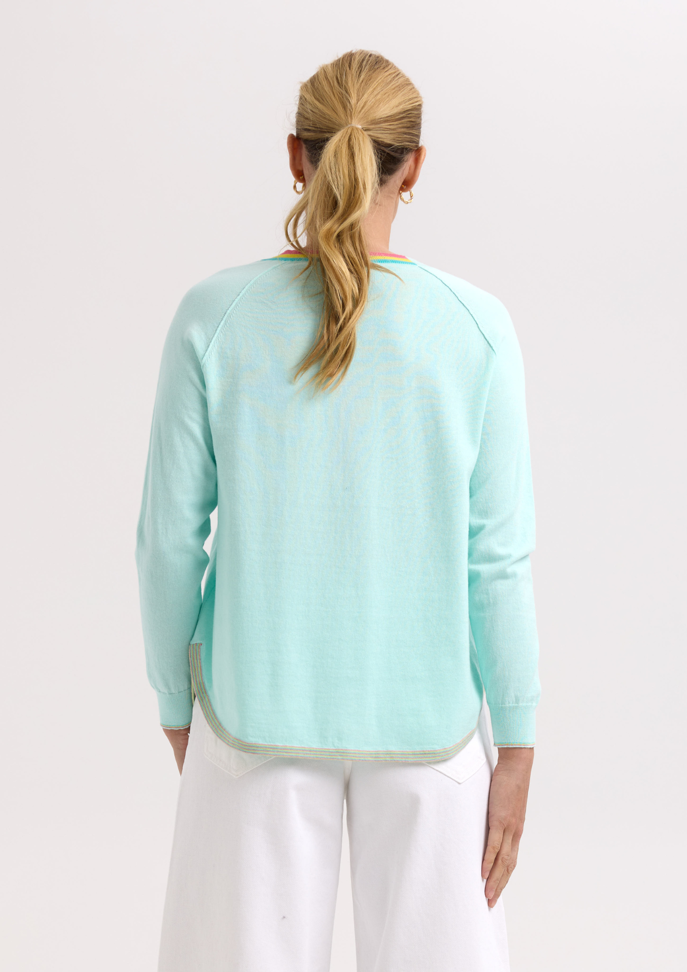 ZP7716 Round Bottom V Jumper - Aqua