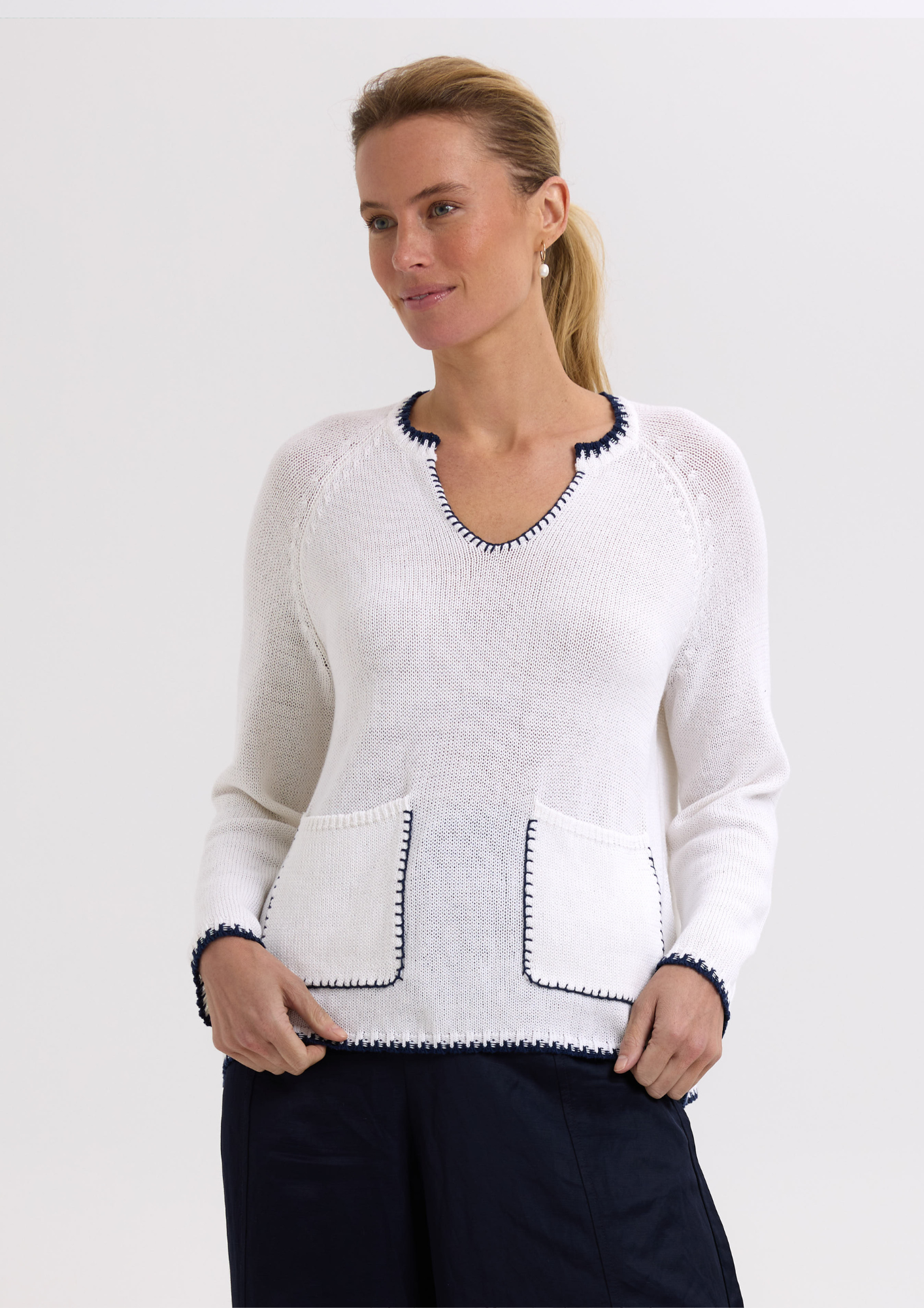 ZP7721 Hand Work Trim A-Line - White