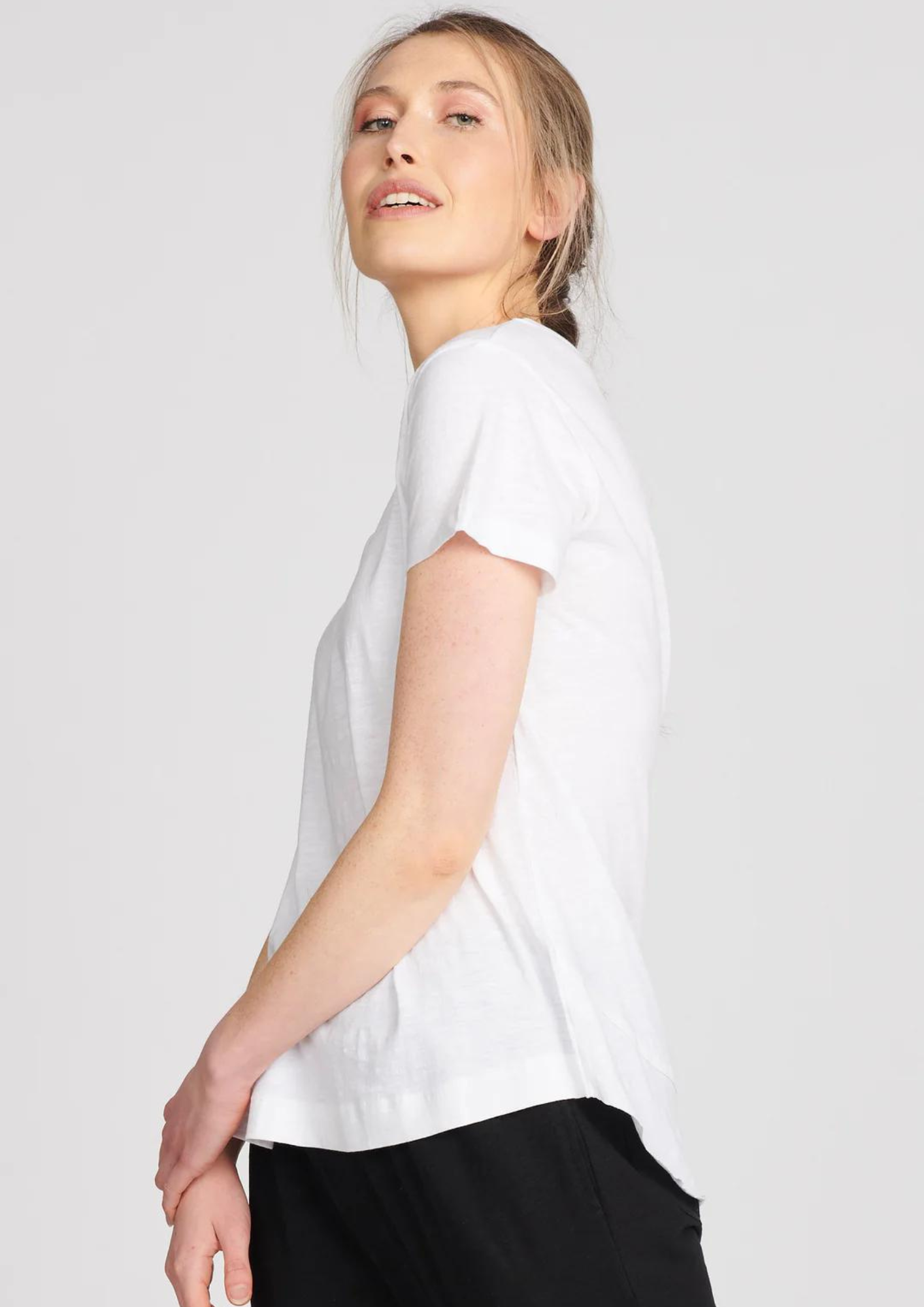 Robb & Lulu - Melrose V Neck Tee White
