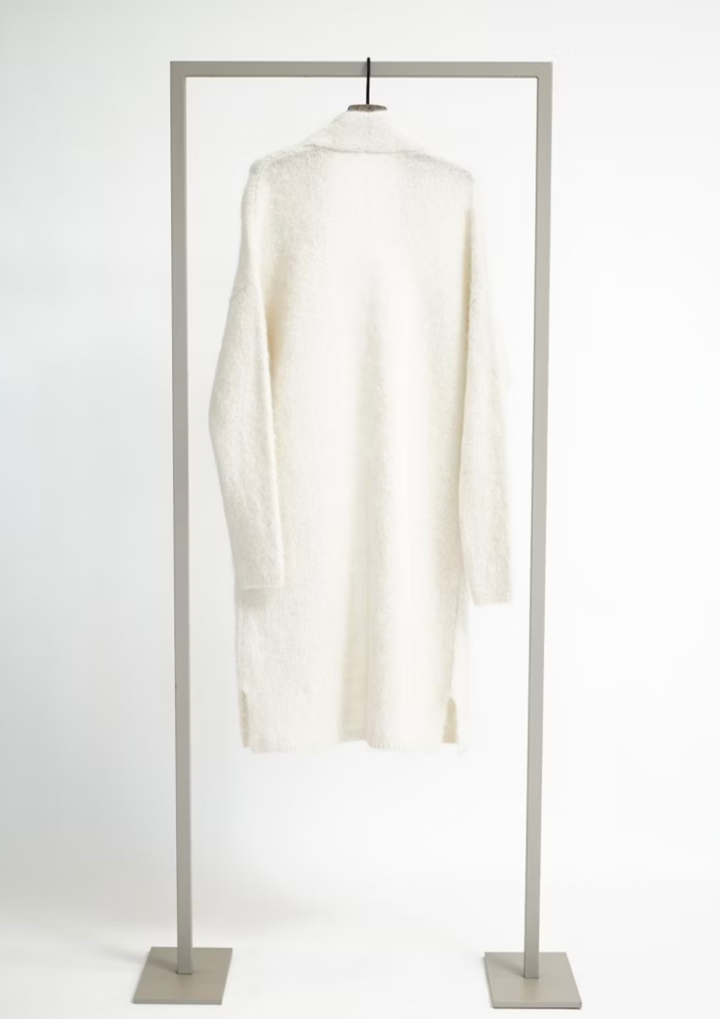 Herzens Super White Cardigan 1310