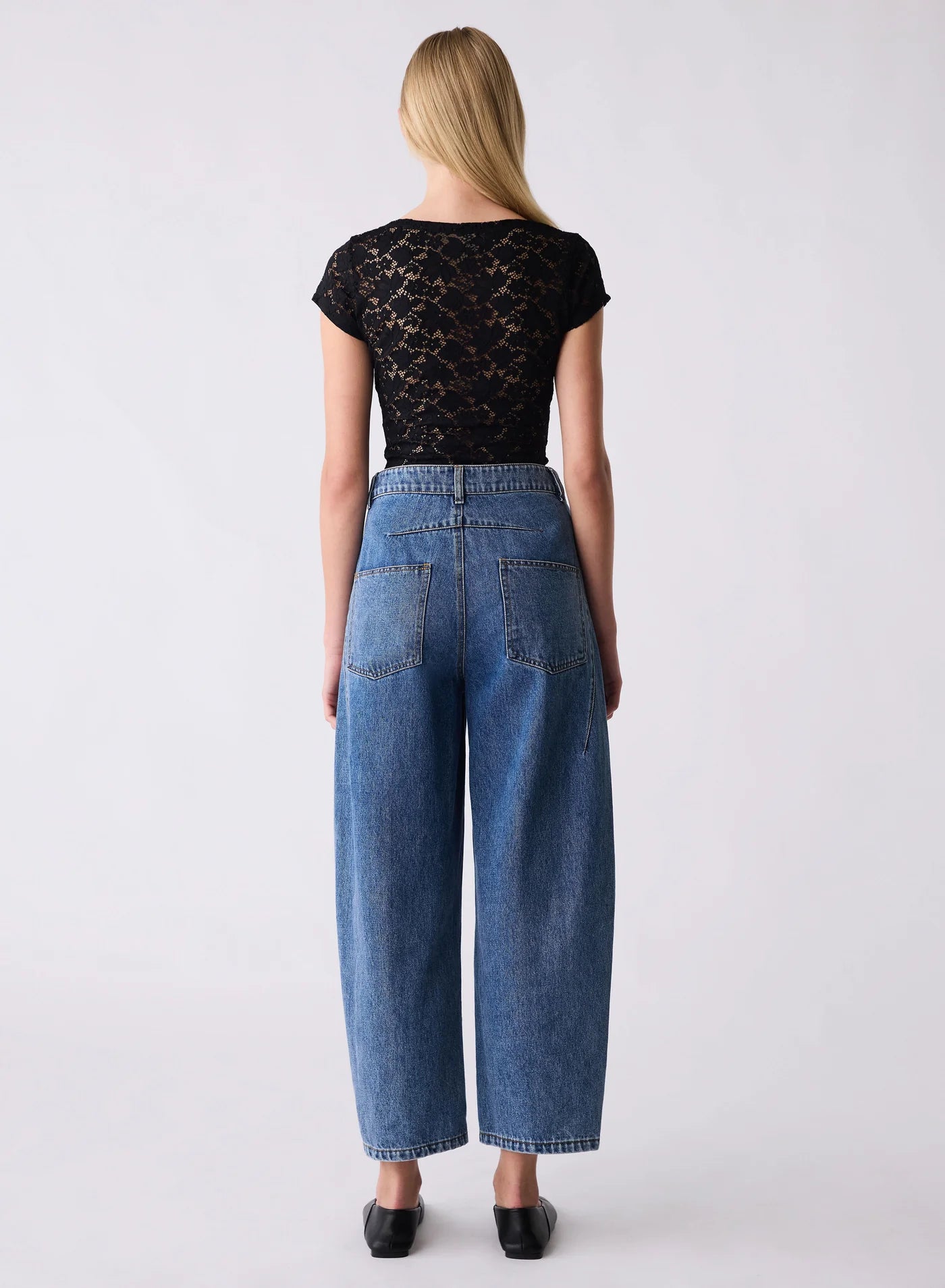 ESMAEE Reunion Lace Top Black