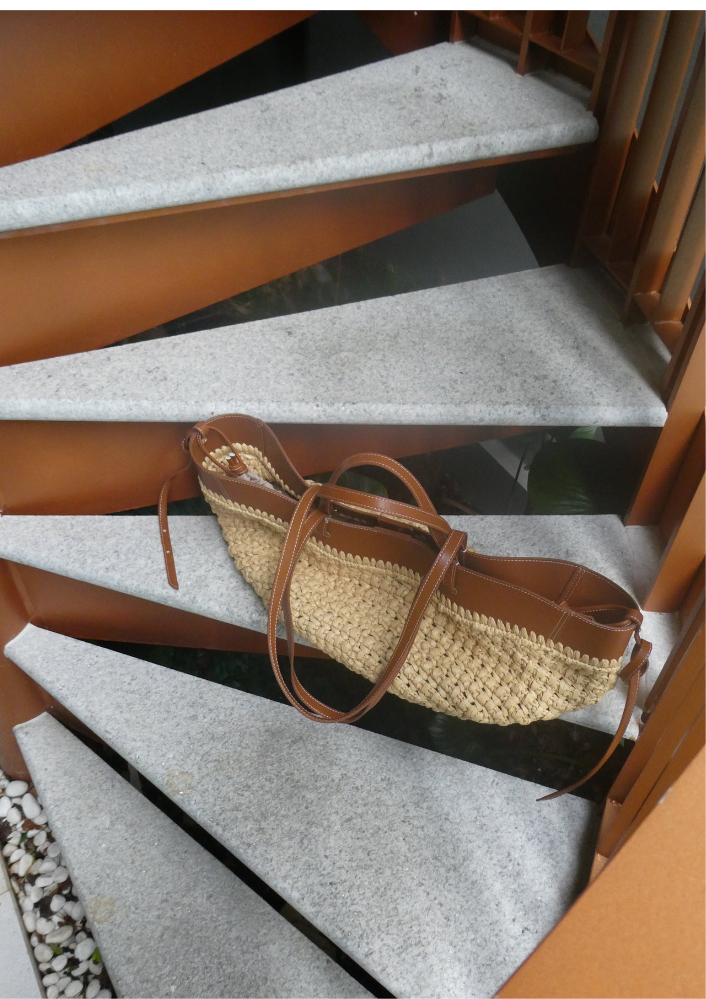 L’ora d’oro JENNY Raffia & Tan Tote Bag
