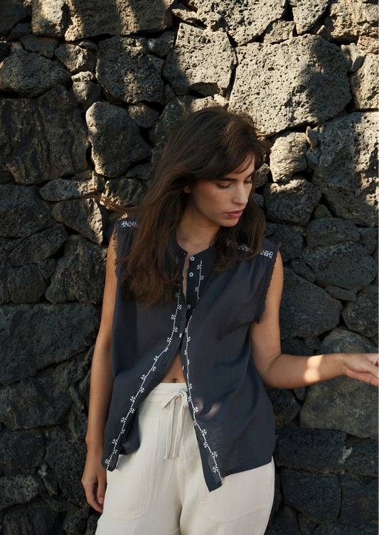 Indi & Cold Lore 100% Organic Cotton Woven Shirt