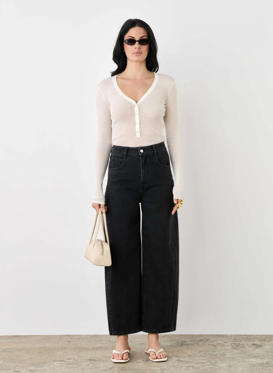 Esmaee - Midtown Barrel Jean - Black Denim