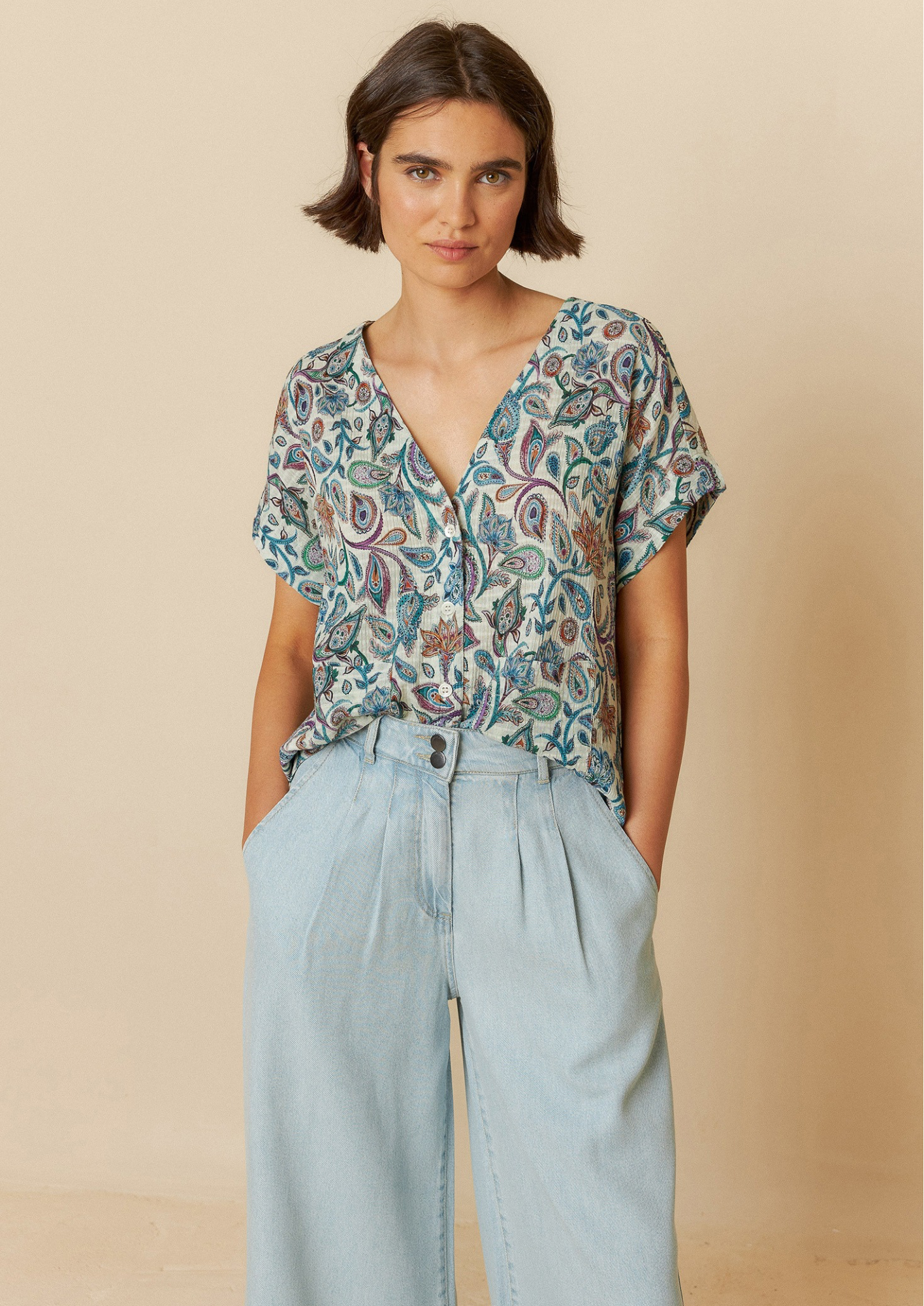 Indi & Cold Paisley Crop Multicolour 100% Organic Cotton Woven Shirt