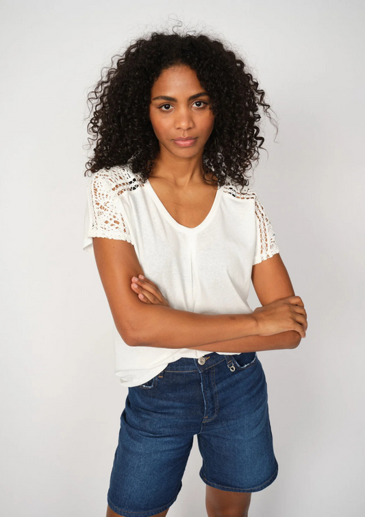 Mos Mosh - Dayo V Neck Tee