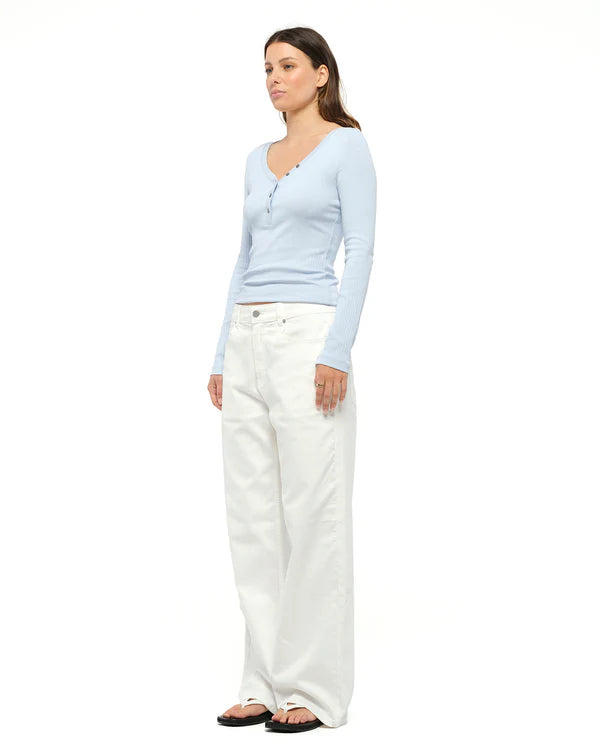 JACKANDMOOKI Harlow Henley - Baby Blue