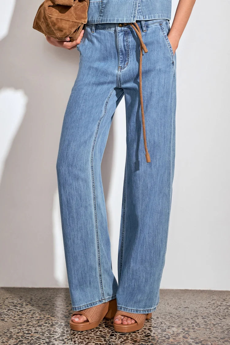 Zoe Kratzmann Flint Jean