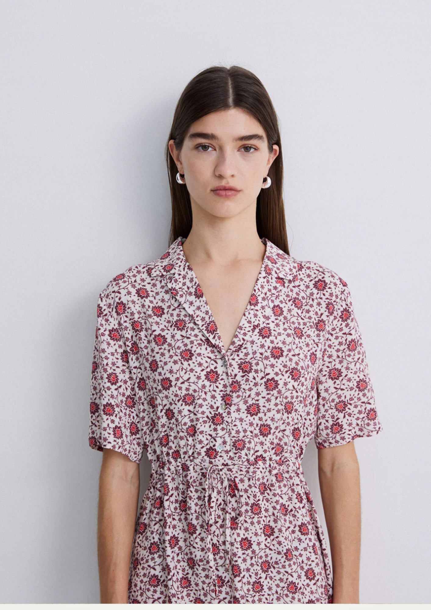 Yerse - Short Creppe Dress - Aubergine Flowers