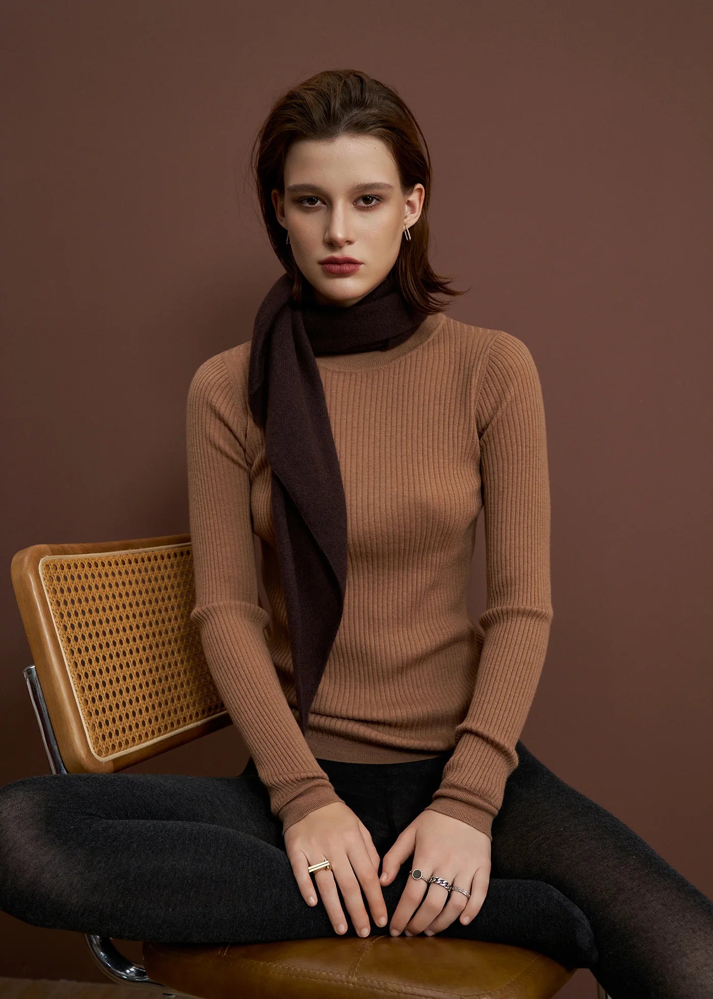 Alete Threads - Vamp Keyhole Crew - Nutmeg