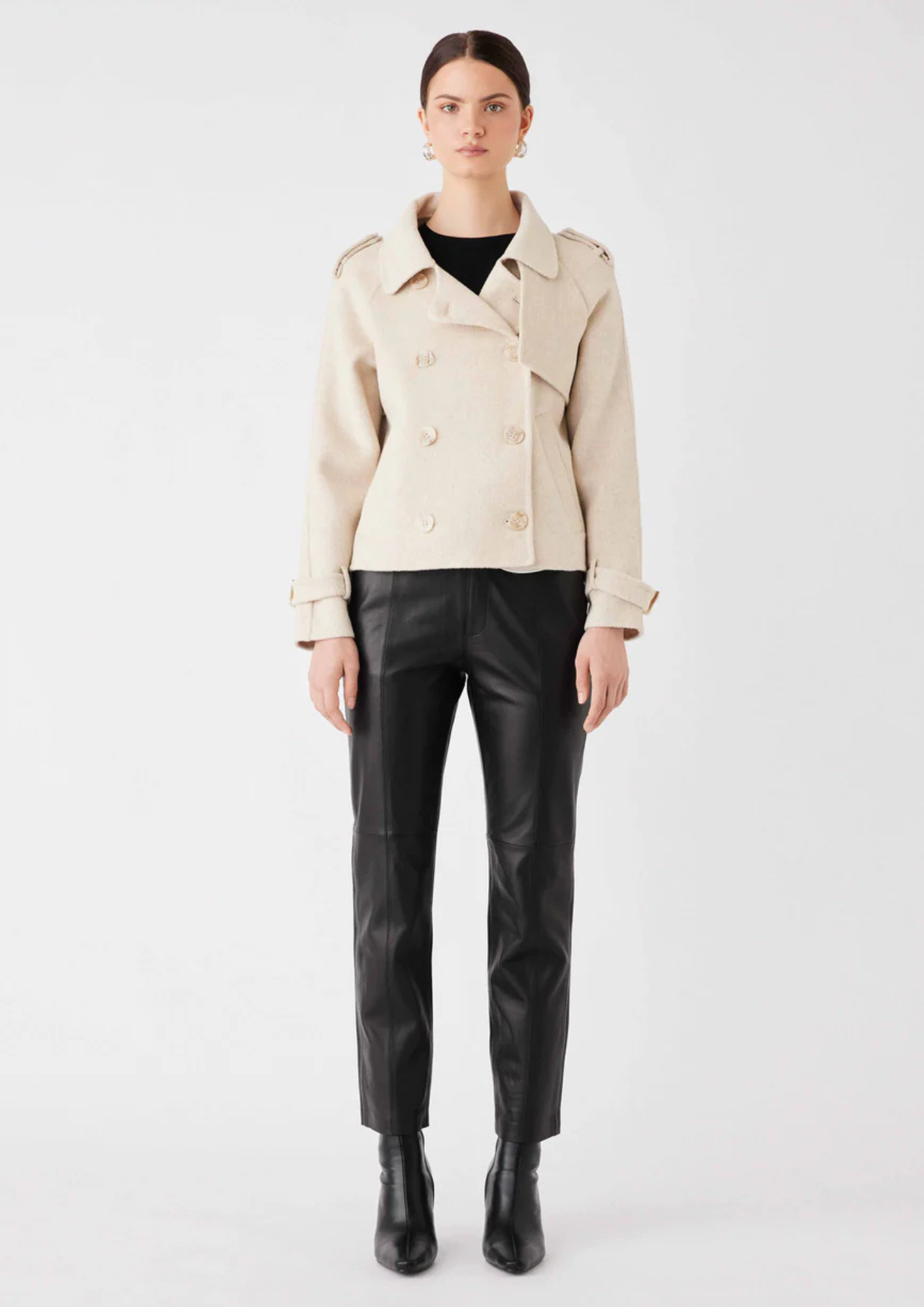 Esmaee - Virtual Cropped Trench - Cream