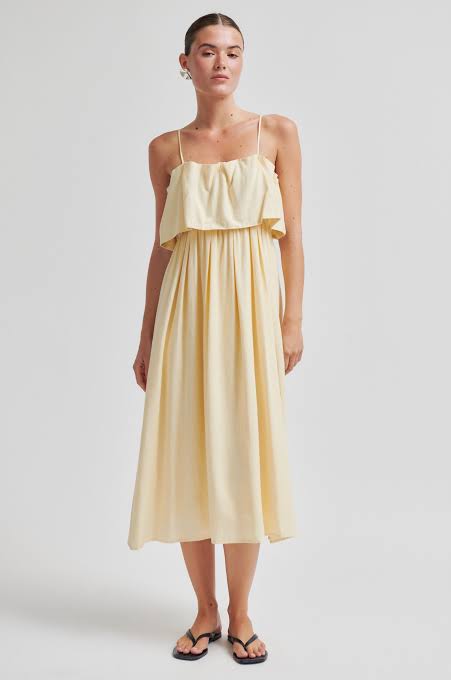 Second Female Aie Dress