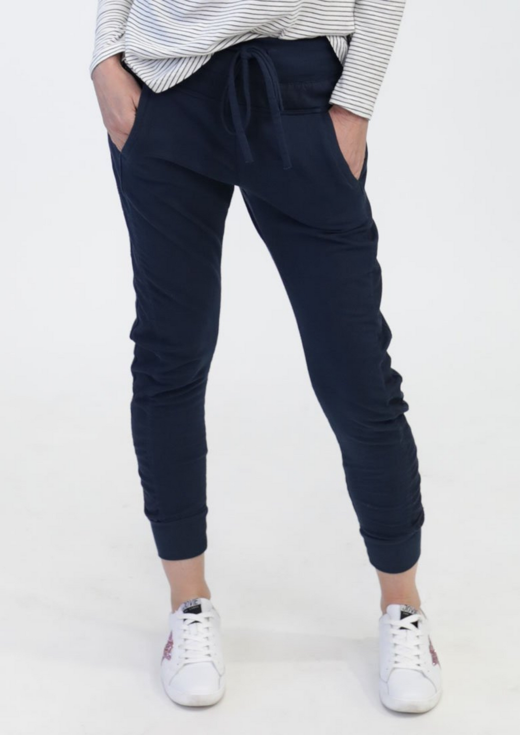 Suzy D - Ultimate Jogger in Navy